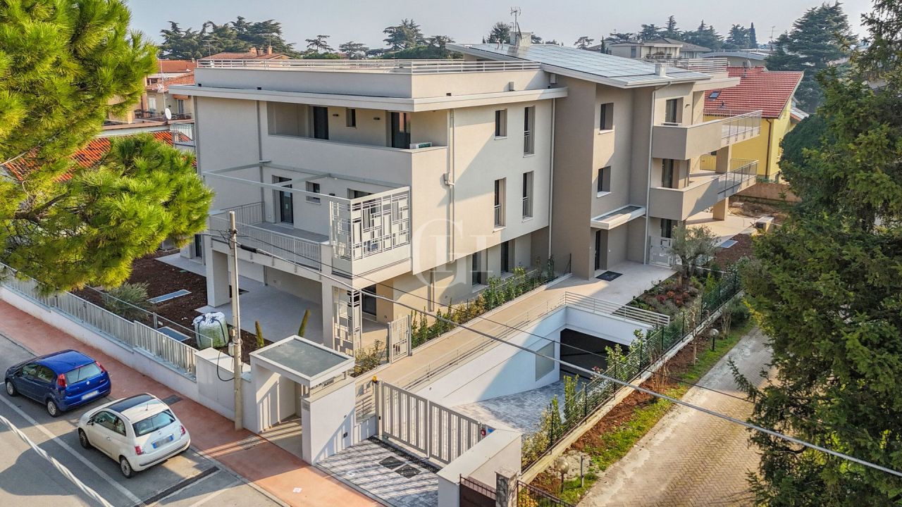 Apartment on Lake Garda, Italy, 120 m² - picture 10