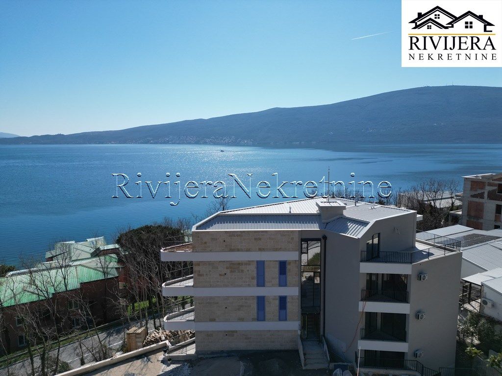 Flat in Herceg-Novi, Montenegro, 43 m² - picture 3