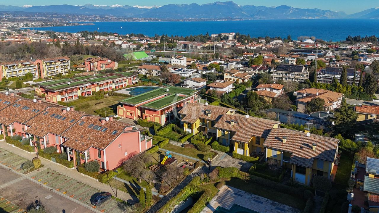 Villa sul Lago di Garda, Italia, 300 m² - foto 17