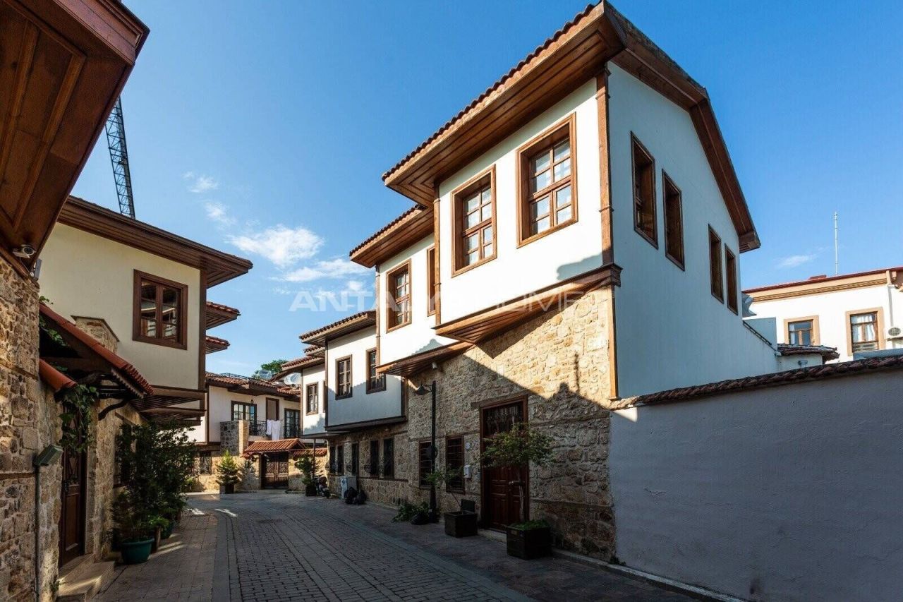 Villa in Antalya, Türkei, 196 m² - Foto 1