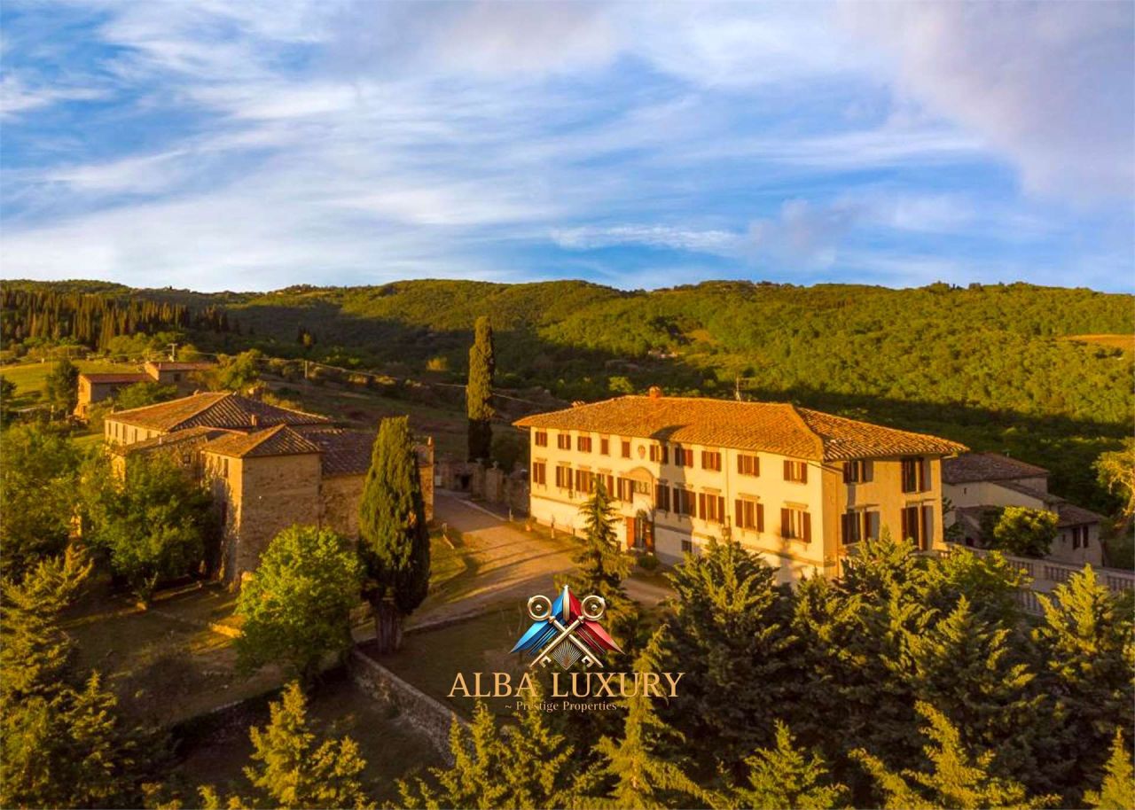 Villa en Castellina in Chianti, Italia, 3 000 m² - imagen 1