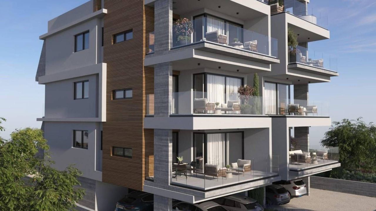 Flat in Kato Polemidia, Cyprus, 184 m² - picture 1