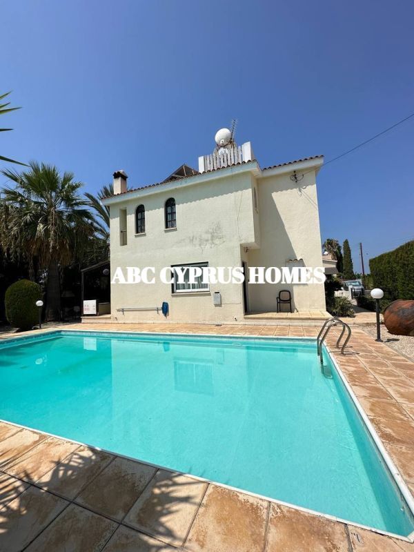 Villa en Coral Bay, Chipre, 140 m² - imagen 1