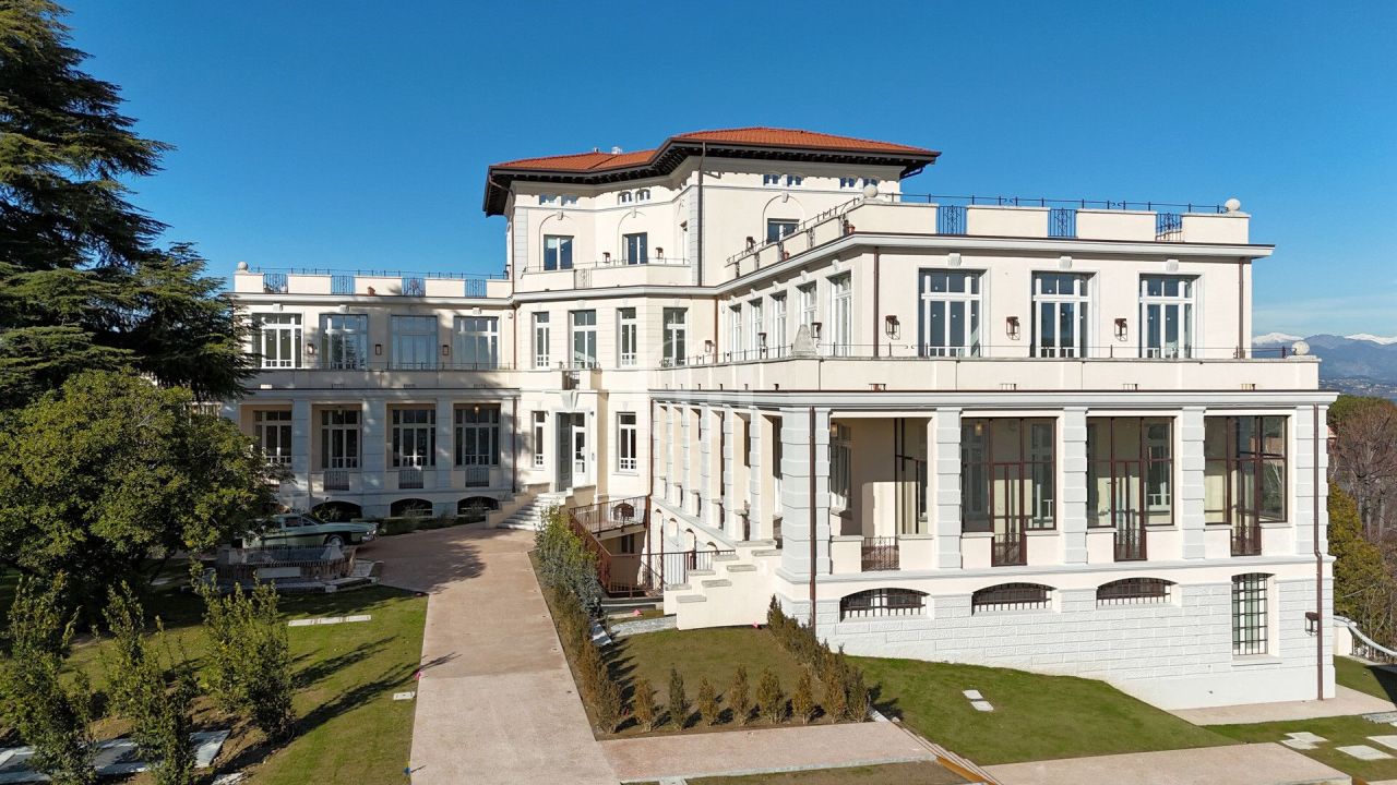 Apartment on Lake Garda, Italy, 318 m² - picture 2