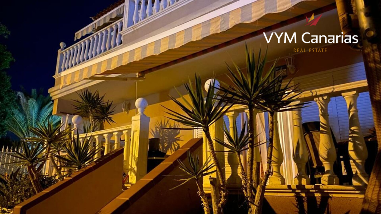 Stadthaus in Teneriffa, Spanien, 367 m² - Foto 1