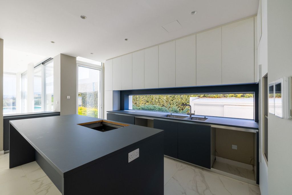 Flat in Paphos, Cyprus, 305 m² - picture 8