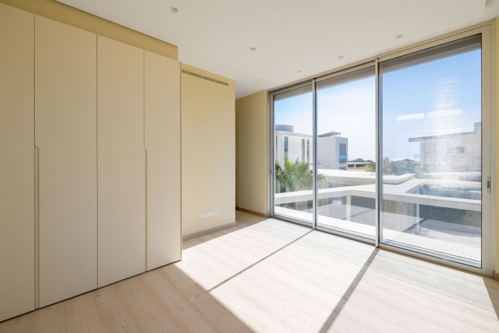 Flat in Paphos, Cyprus, 305 m² - picture 17