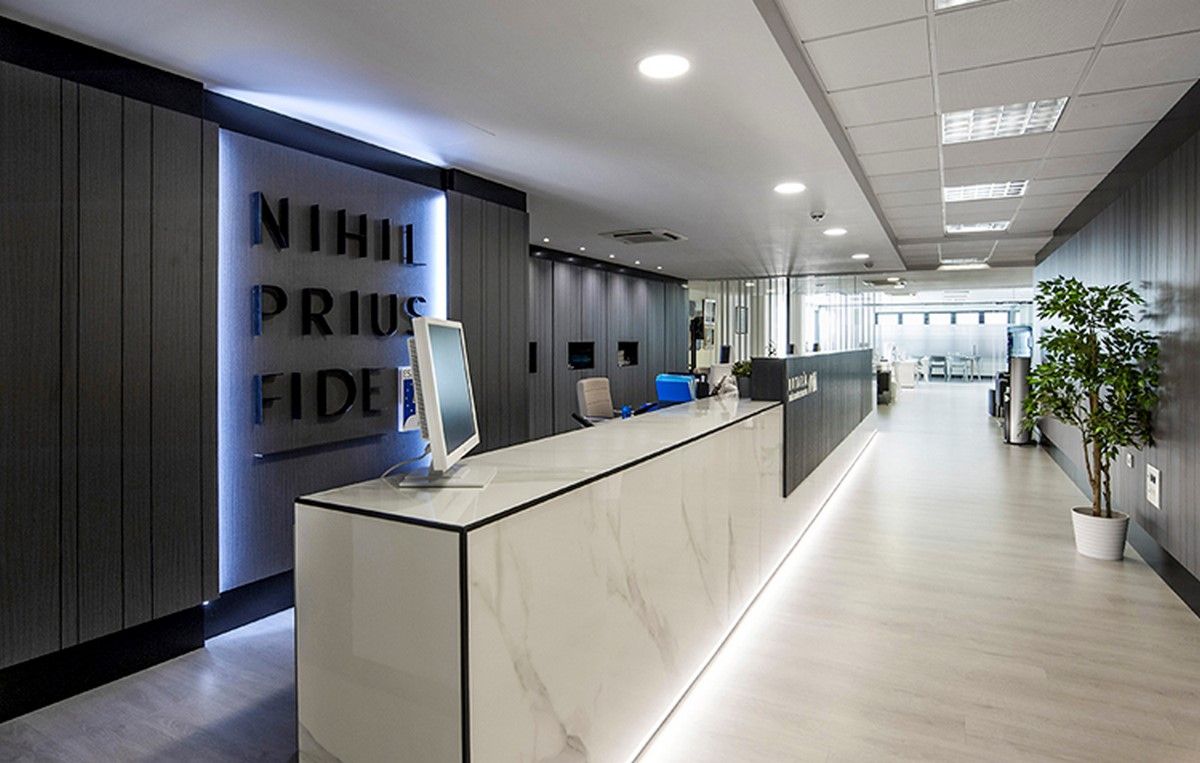 Oficina en Barcelona, España, 365 m² - imagen 1
