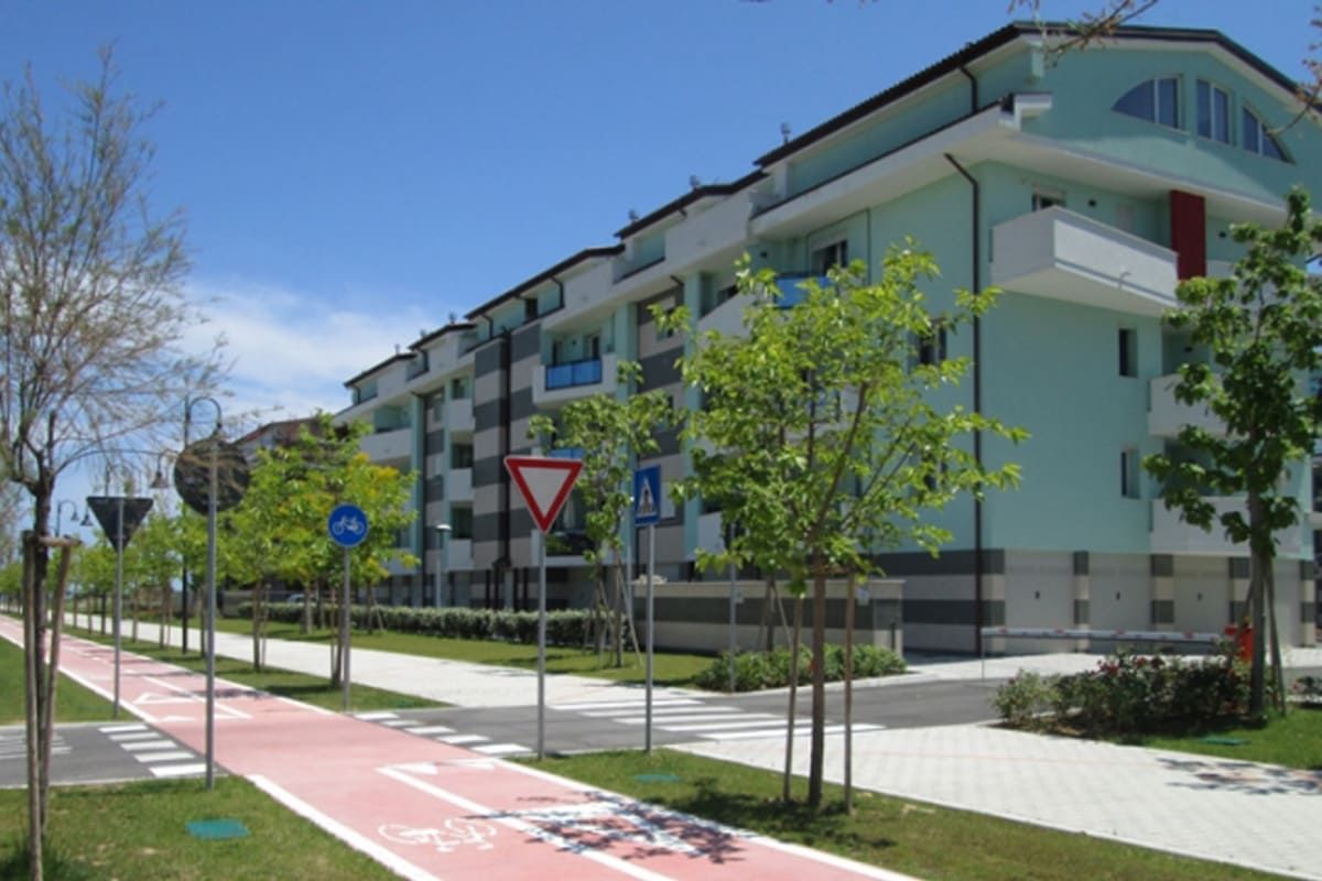 Apartamento en Citta Sant'Angelo, Italia, 89 m² - imagen 1