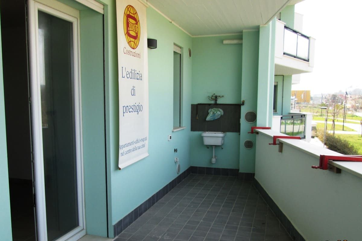 Appartement à Citta Sant'Angelo, Italie, 89 m² - image 7