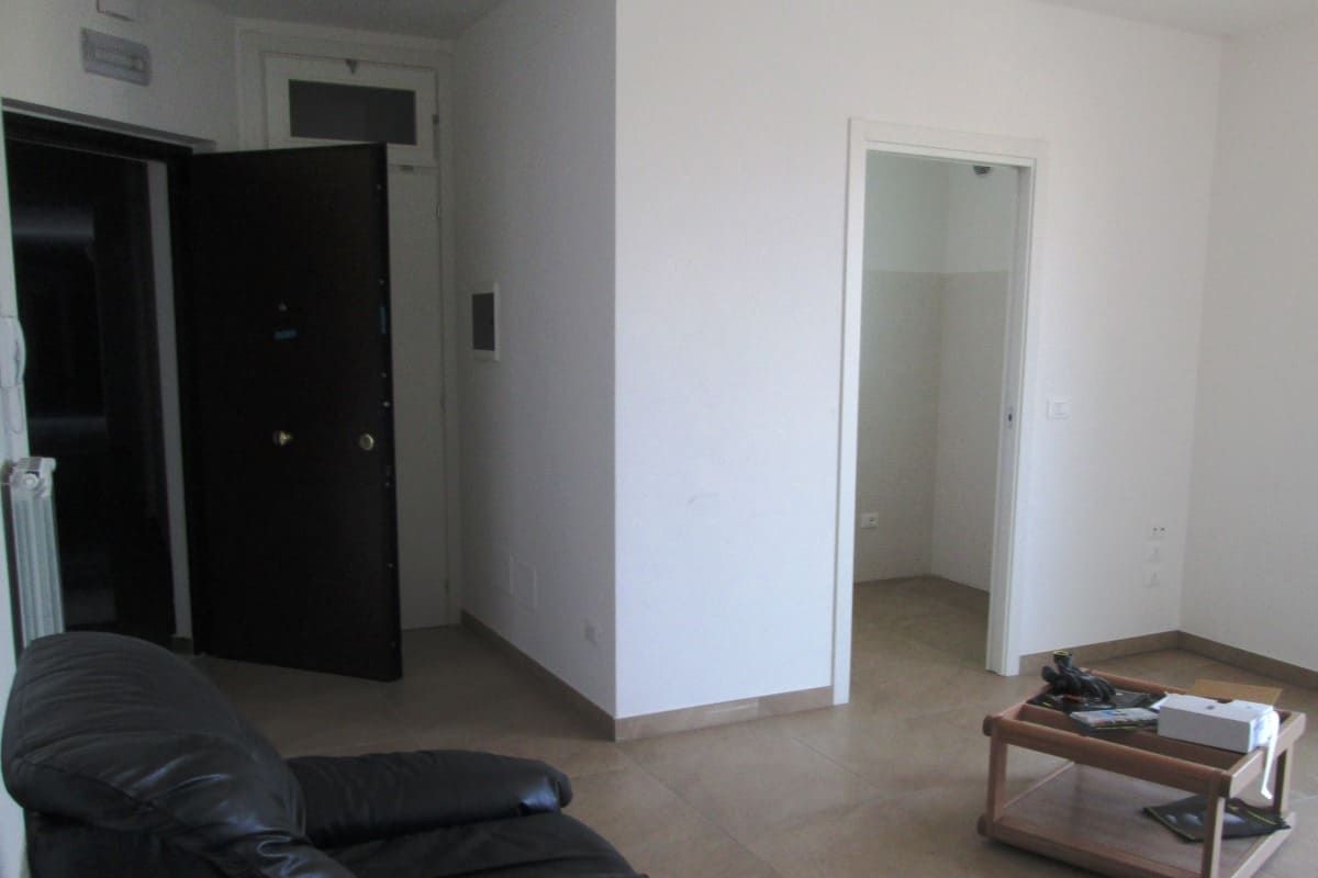 Appartement à Citta Sant'Angelo, Italie, 89 m² - image 8