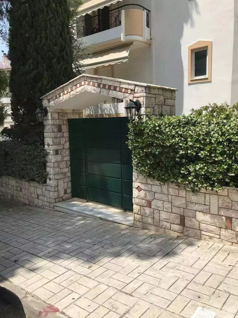 Appartement à Glyfada, Grèce, 90 m² - image 1