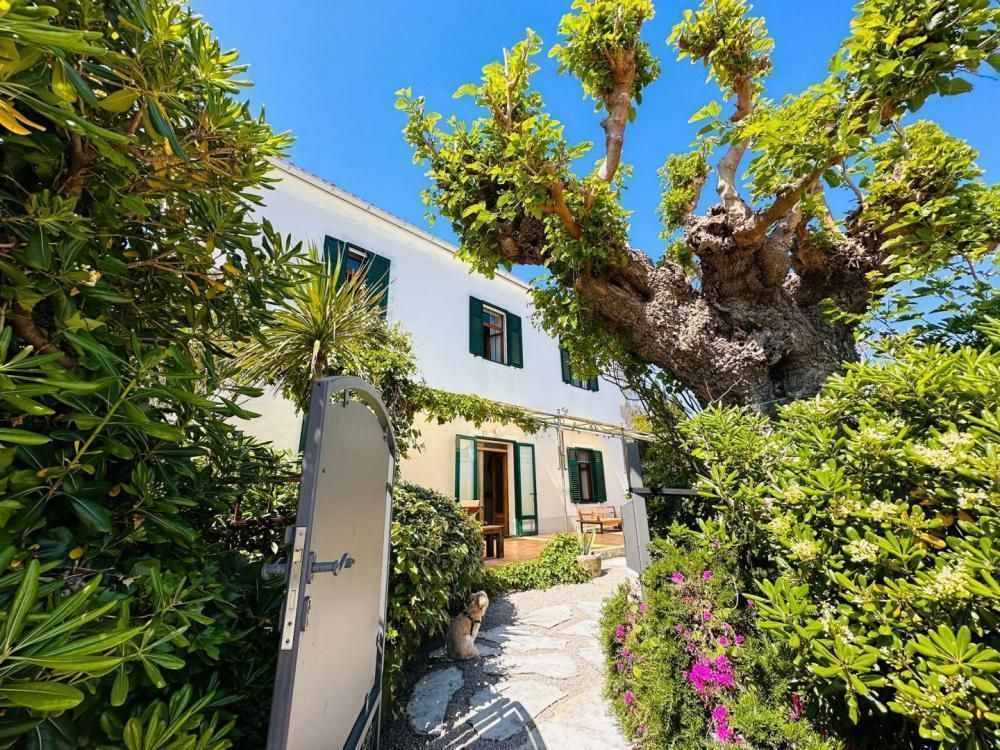 Villa Šilo,Dobrinj, Croacia, 140 m² - imagen 7