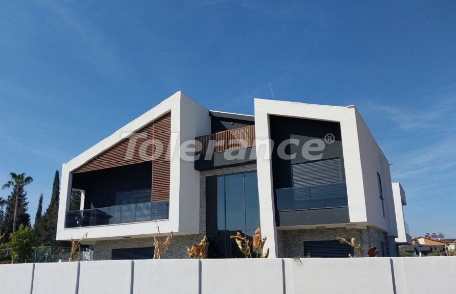 Villa en Antalya, Turquia, 300 m² - imagen 1