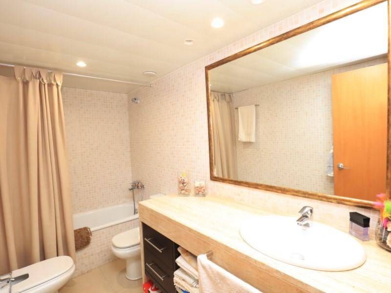 Cabaña en Cabrils, España, 256 m² - imagen 12