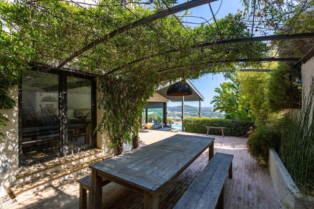 Villa in Argentona, Spain, 474 m² - picture 2