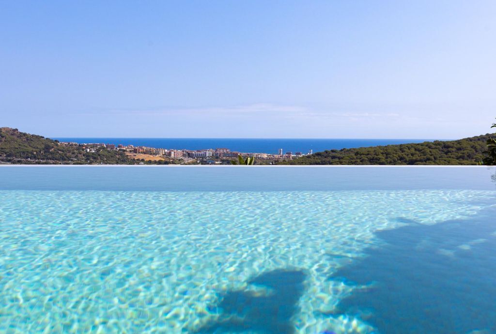 Villa in Argentona, Spain, 474 m² - picture 11