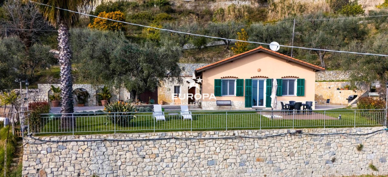 Villa in Ventimiglia, Italien, 80 m² - Foto 1