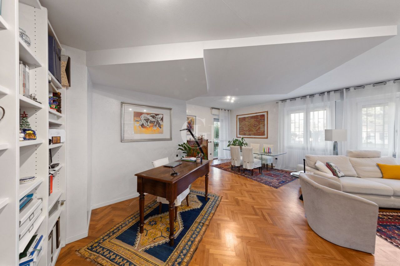 Villa sul Lago di Garda, Italia, 215 m² - foto 4