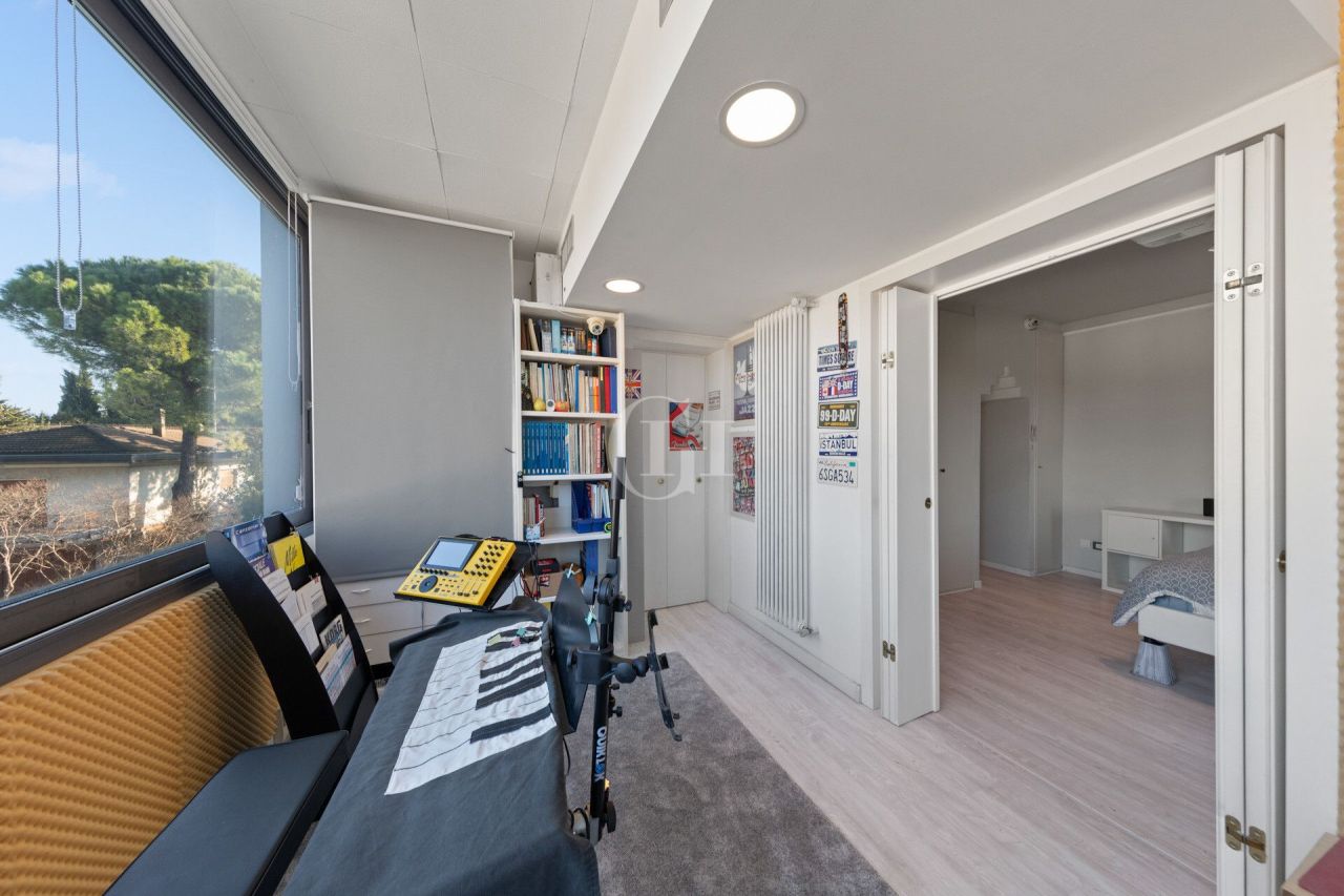 Villa sul Lago di Garda, Italia, 215 m² - foto 11