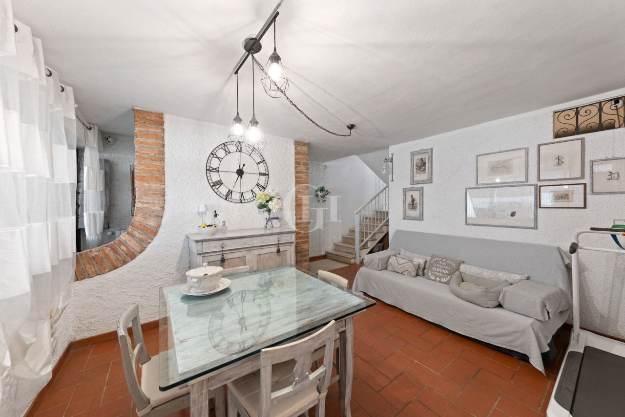 Villa sul Lago di Garda, Italia, 215 m² - foto 14