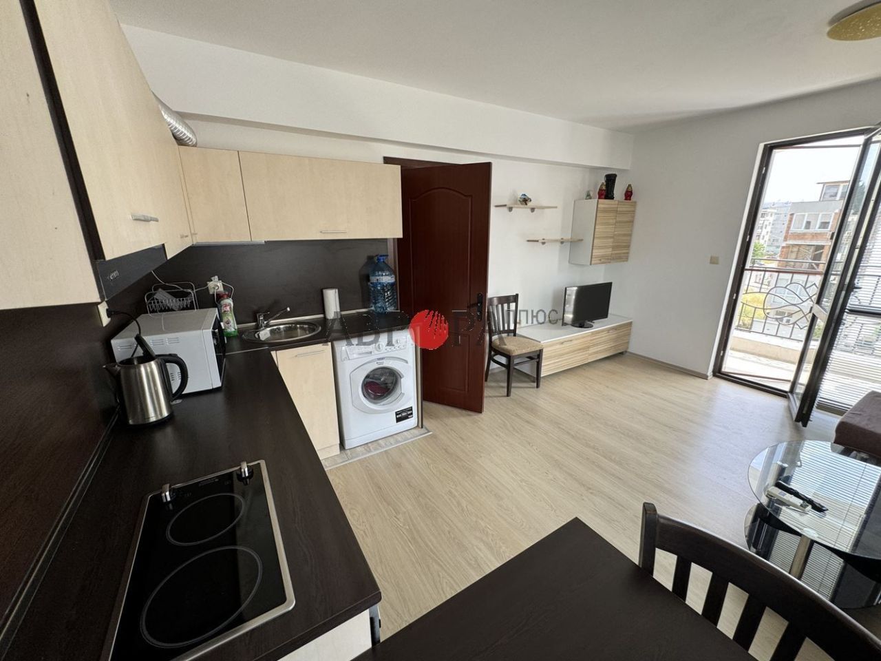 Appartement à Slantchev Briag, Bulgarie, 67 m² - image 1