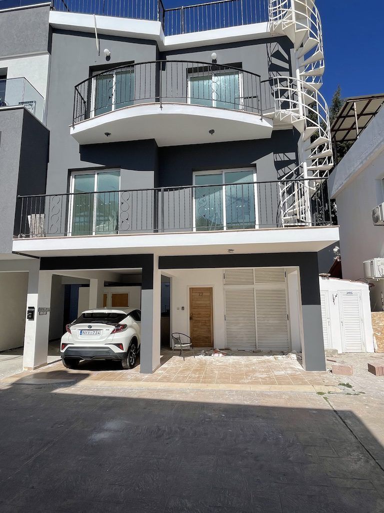 Casa adosada en Pafos, Chipre, 95 m² - imagen 1