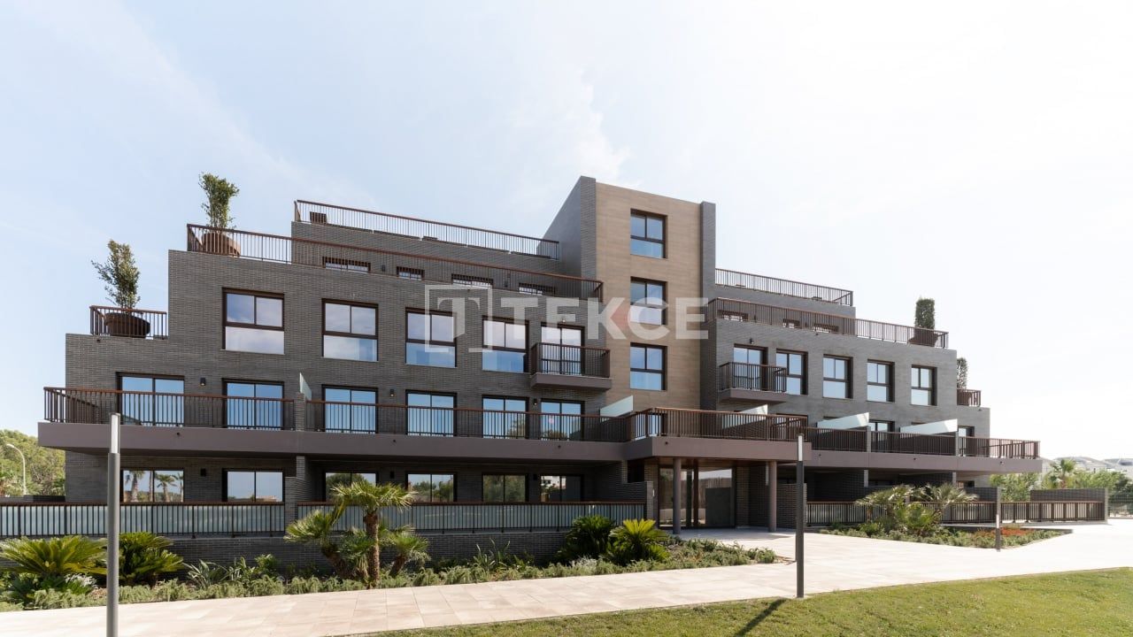 Apartment in Denia, Spain, 142 m² - picture 3