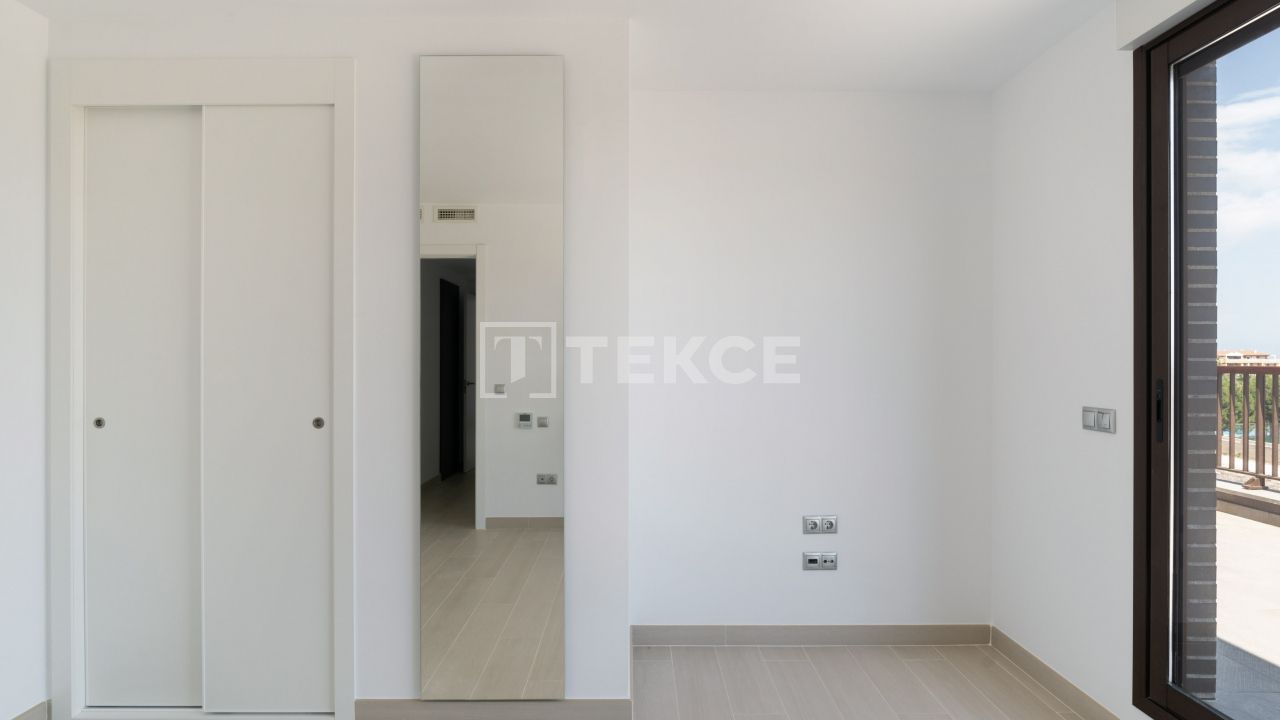 Apartment in Denia, Spain, 142 m² - picture 14