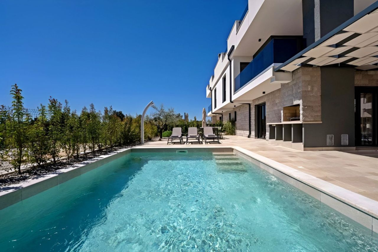 Villa en Poreč, Croacia, 155 m² - imagen 1