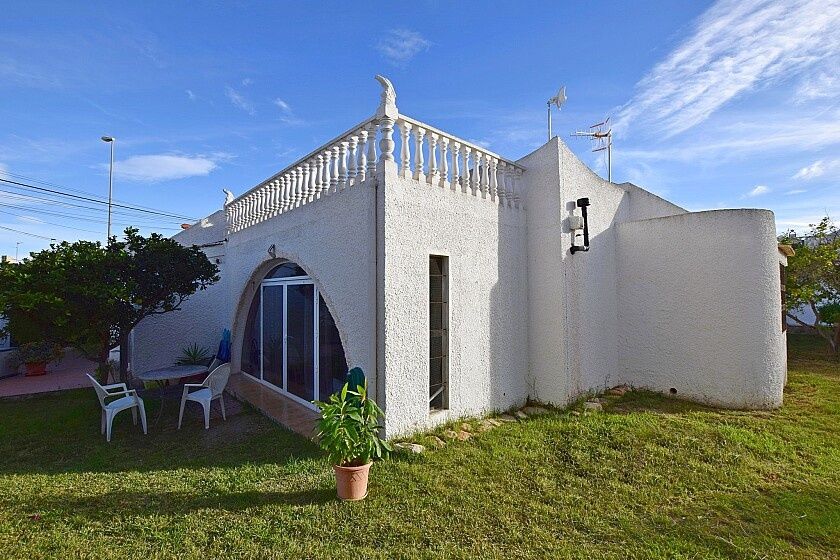 Villa in Orihuela Costa, Spanien, 65 m² - Foto 1