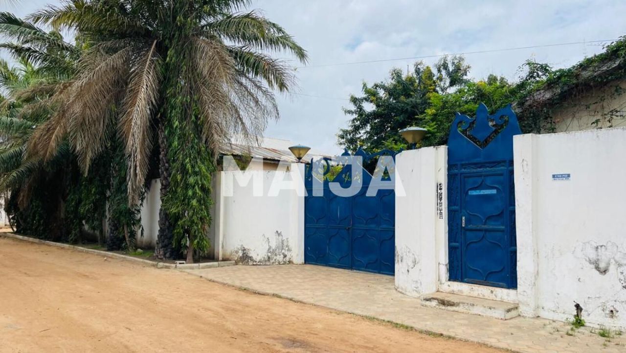 House Kerr Serign, Gambia, 238 m² - picture 1