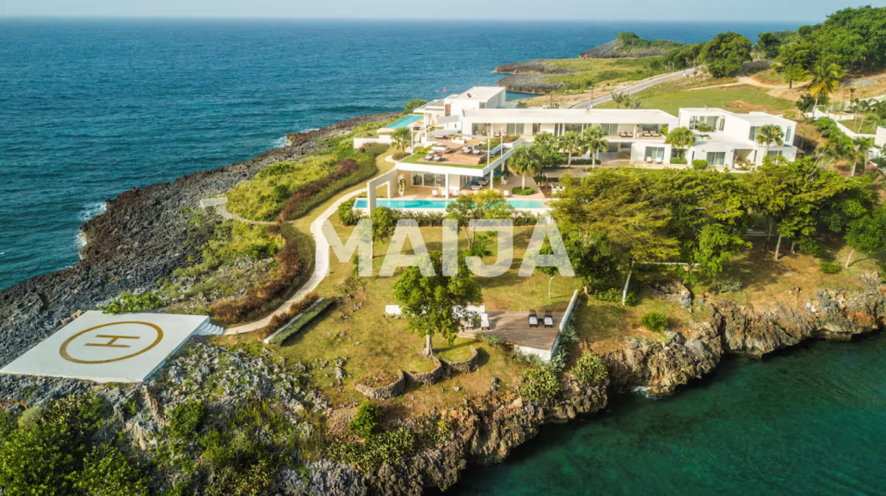 Villa in Las Terrenas, Dominican Republic, 1 300 m² - picture 1