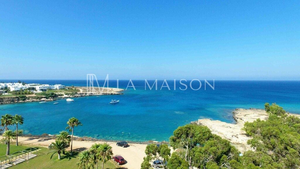 Casa en Famagusta, Chipre, 205 m² - imagen 1