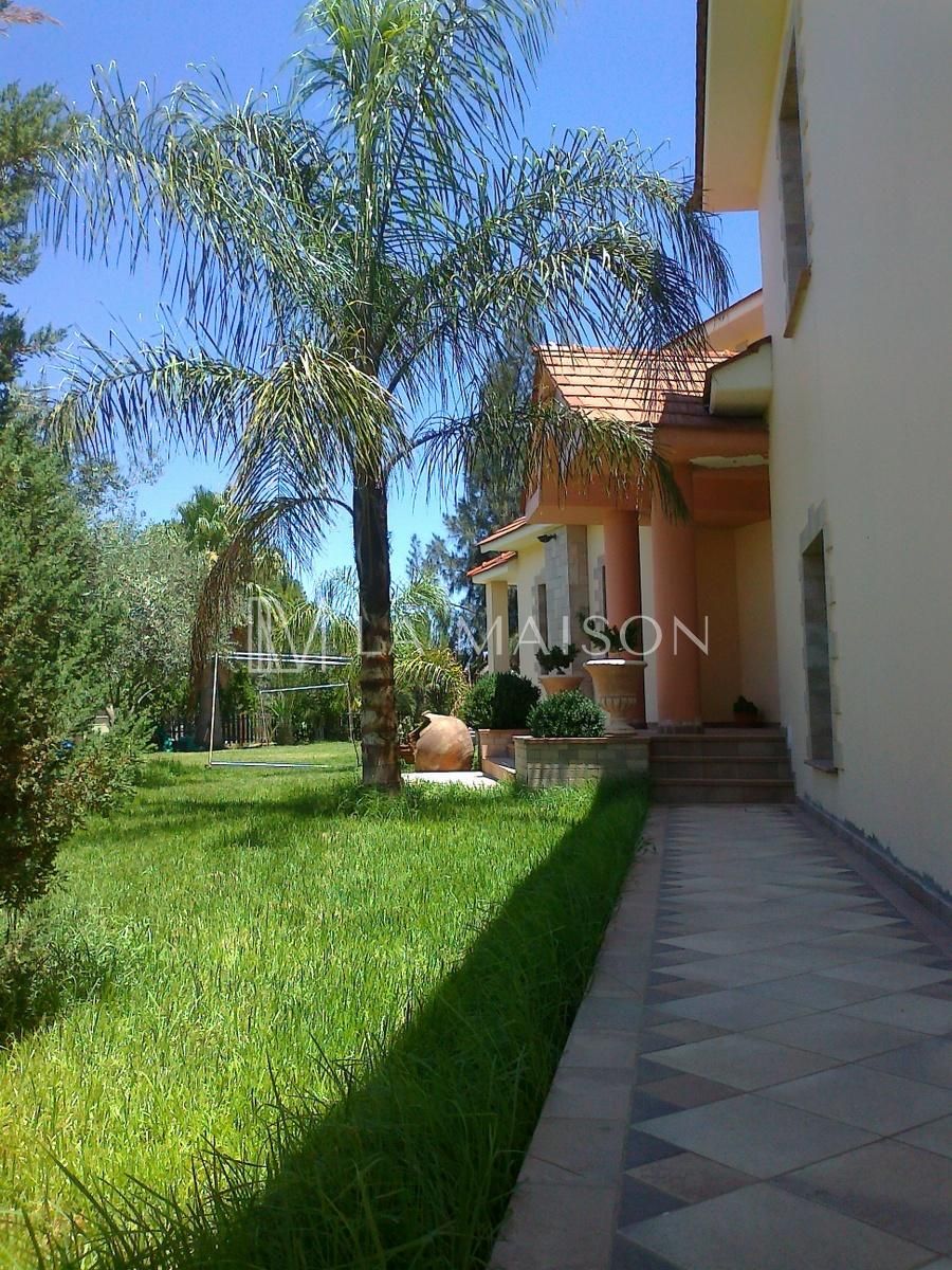 Haus in Nikosia, Zypern, 370 m² - Foto 1