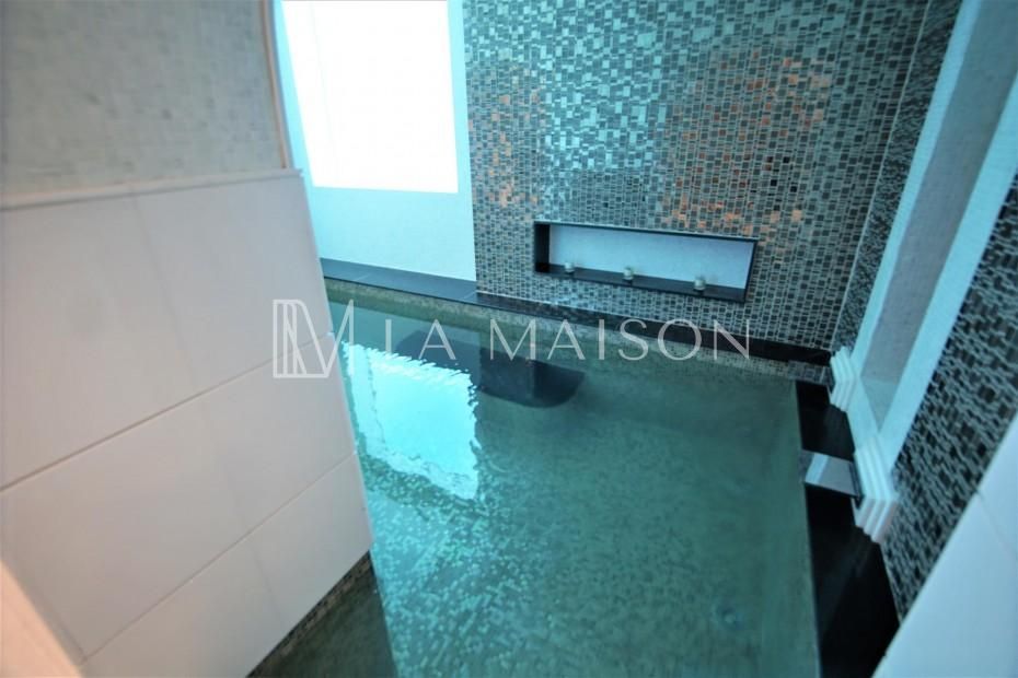Maison à Paphos, Chypre, 1 000 m² - image 1