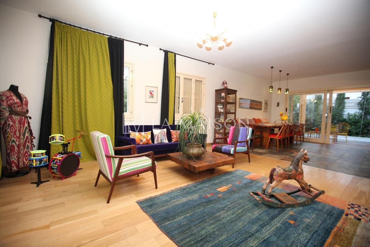 Haus in Nikosia, Zypern, 330 m² - Foto 1