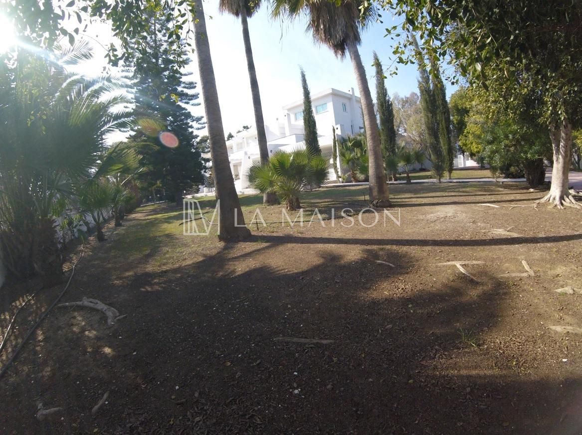 Haus in Nikosia, Zypern, 1 000 m² - Foto 1
