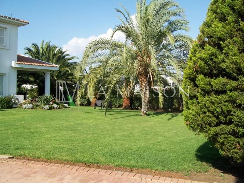 Haus in Nikosia, Zypern, 385 m² - Foto 1