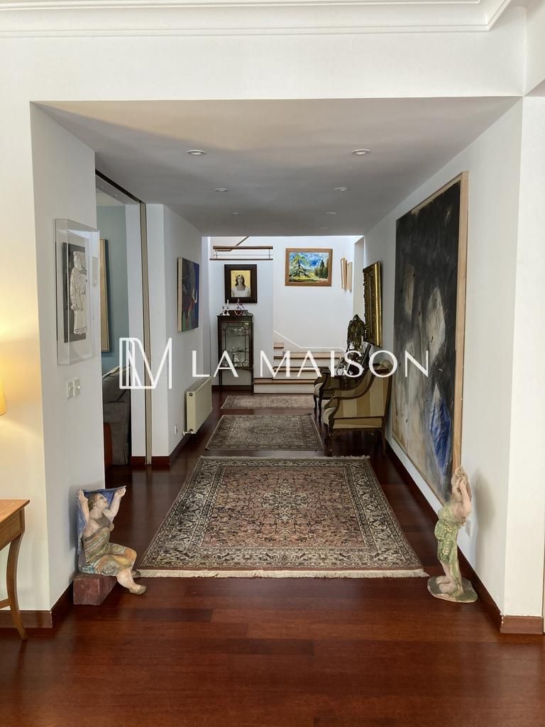Haus in Nikosia, Zypern, 448 m² - Foto 1