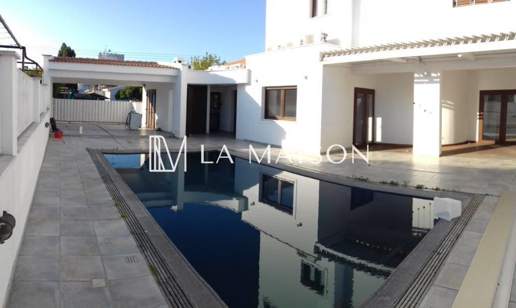 Haus in Nikosia, Zypern, 360 m² - Foto 1