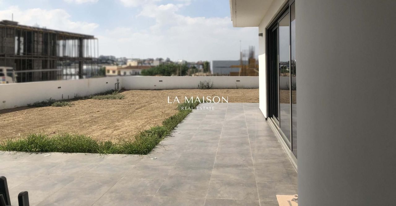 Casa en Nicosia, Chipre, 420 m² - imagen 1