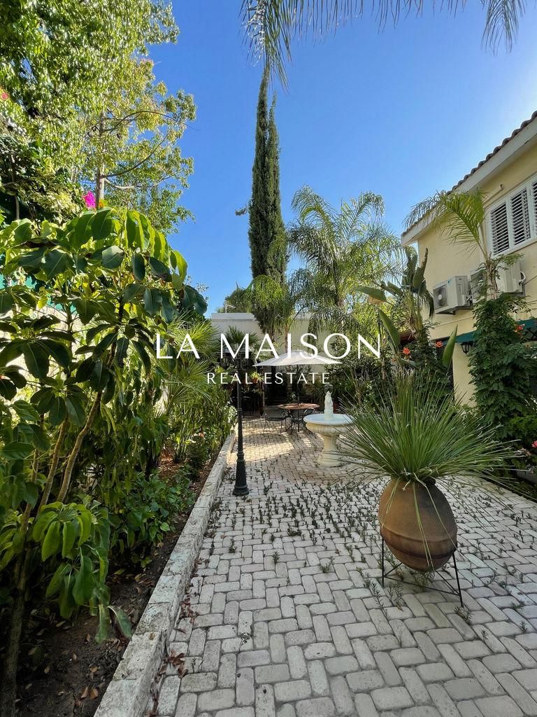 Maison à Nicosie, Chypre, 360 m² - image 1