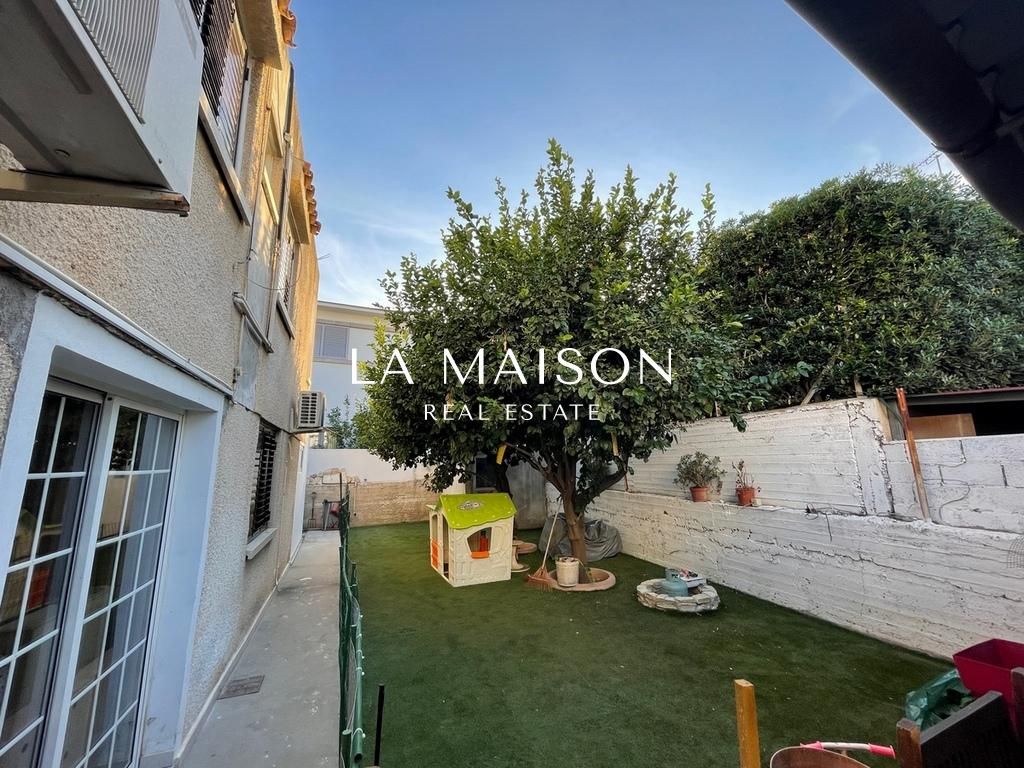 Casa en Nicosia, Chipre, 220 m² - imagen 1