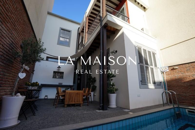 Casa en Nicosia, Chipre, 208 m² - imagen 1