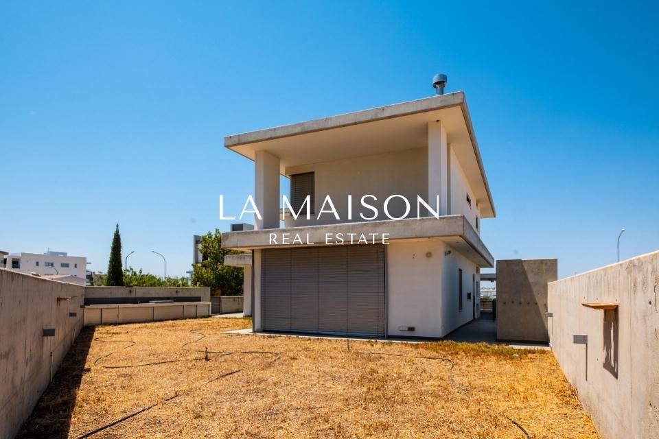 Haus in Nikosia, Zypern, 400 m² - Foto 1