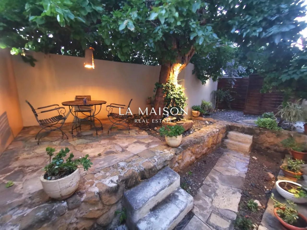 Haus in Nikosia, Zypern, 200 m² - Foto 1