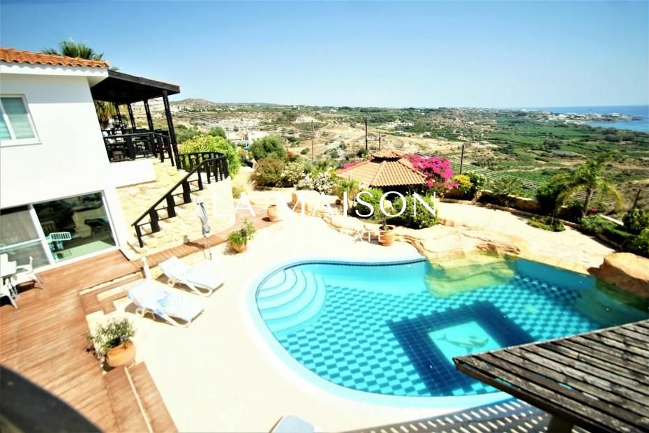 Casa en Pafos, Chipre, 400 m² - imagen 1