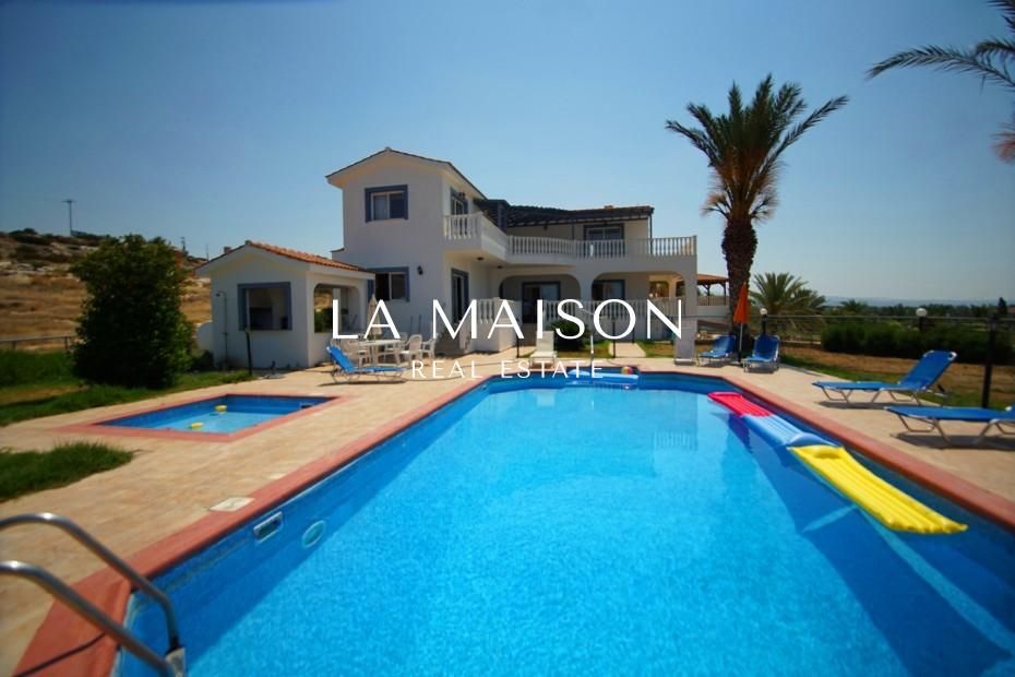 House in Paphos, Cyprus - picture 1