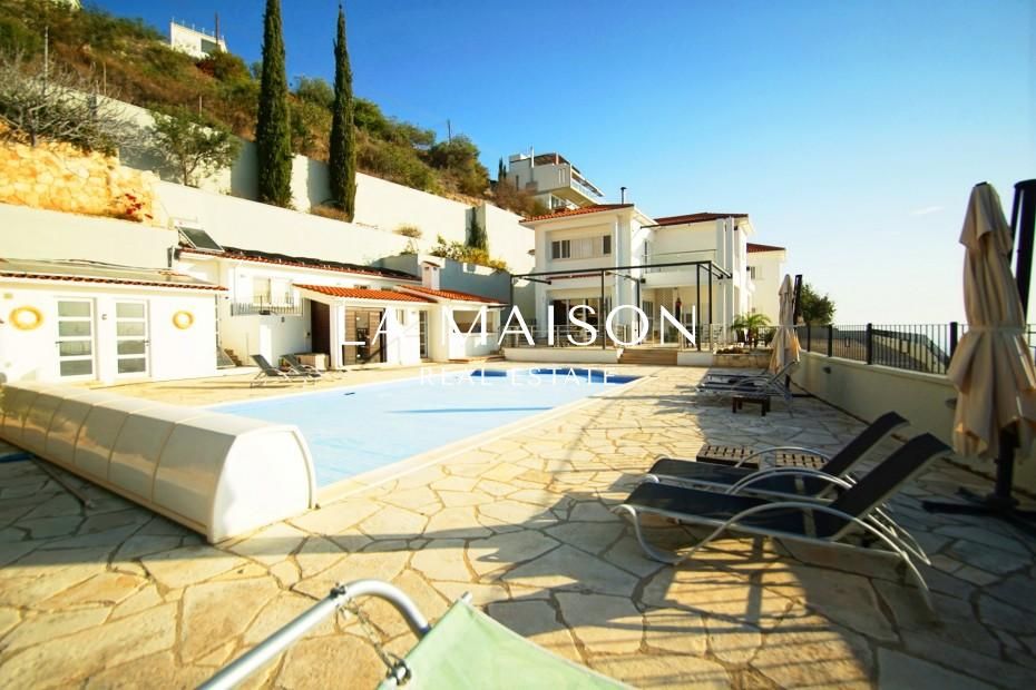 Casa en Pafos, Chipre, 650 m² - imagen 1